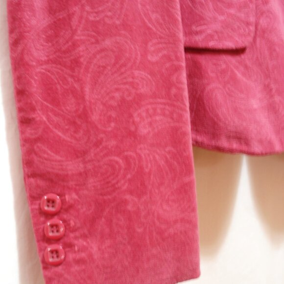 Damask Print Long Sleeve Blazer in Fuchsia. One Button Lapel. V-Neck. - Picture 5 of 9